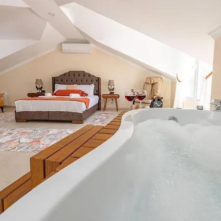 Close To Oludeniz 5 Bedroom Вилла Овачик